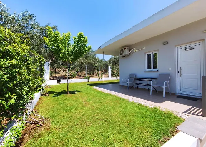 Dimitra Apartments